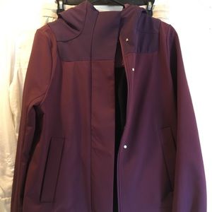 Lululemon light weight jacket Size 6
